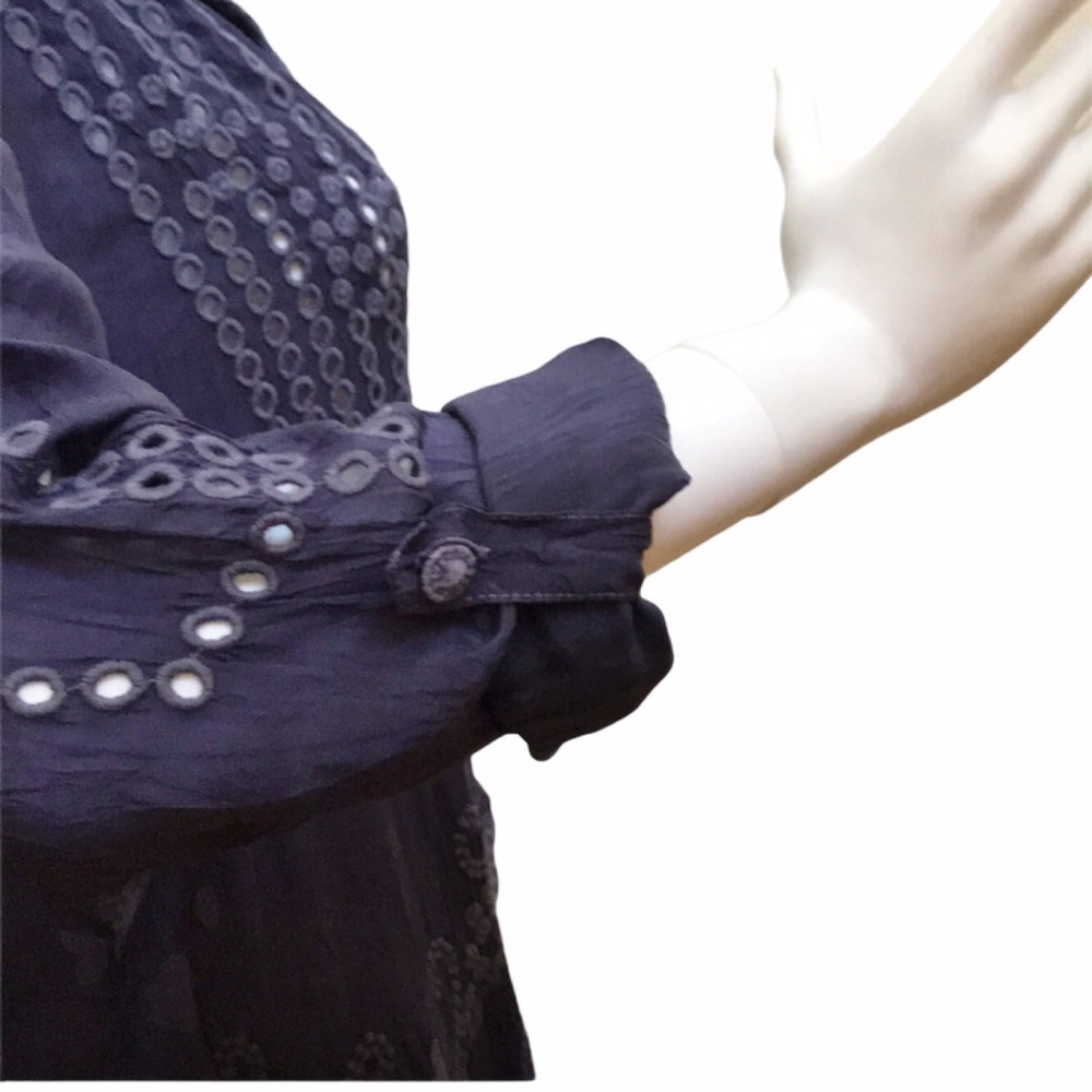 Johnny Was Maymee Blouse / XS - fits to a size Sm. / NWT - Picture 9 of 16